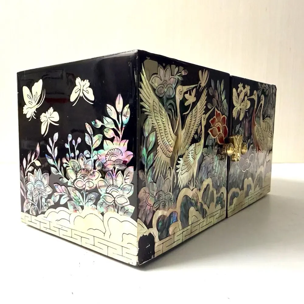 Vintage Asian Mother of Pearl Black Laquer Wood Jewelry Box Hinged AS IS